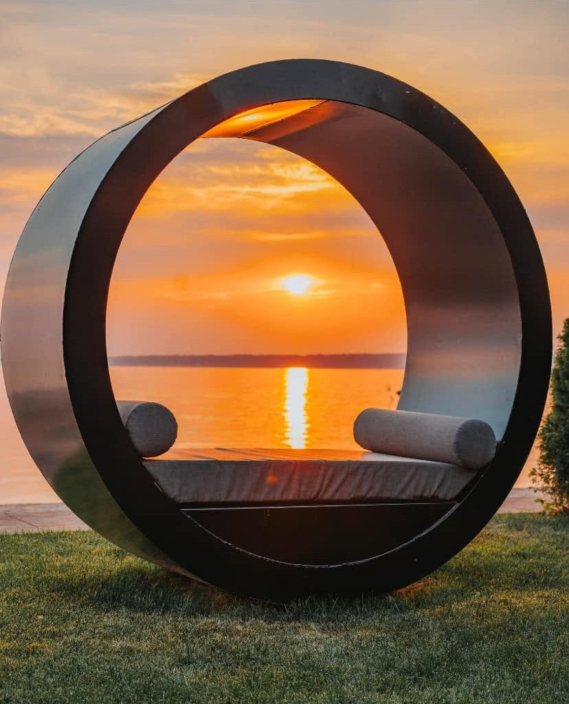Outdoor Round Chair
